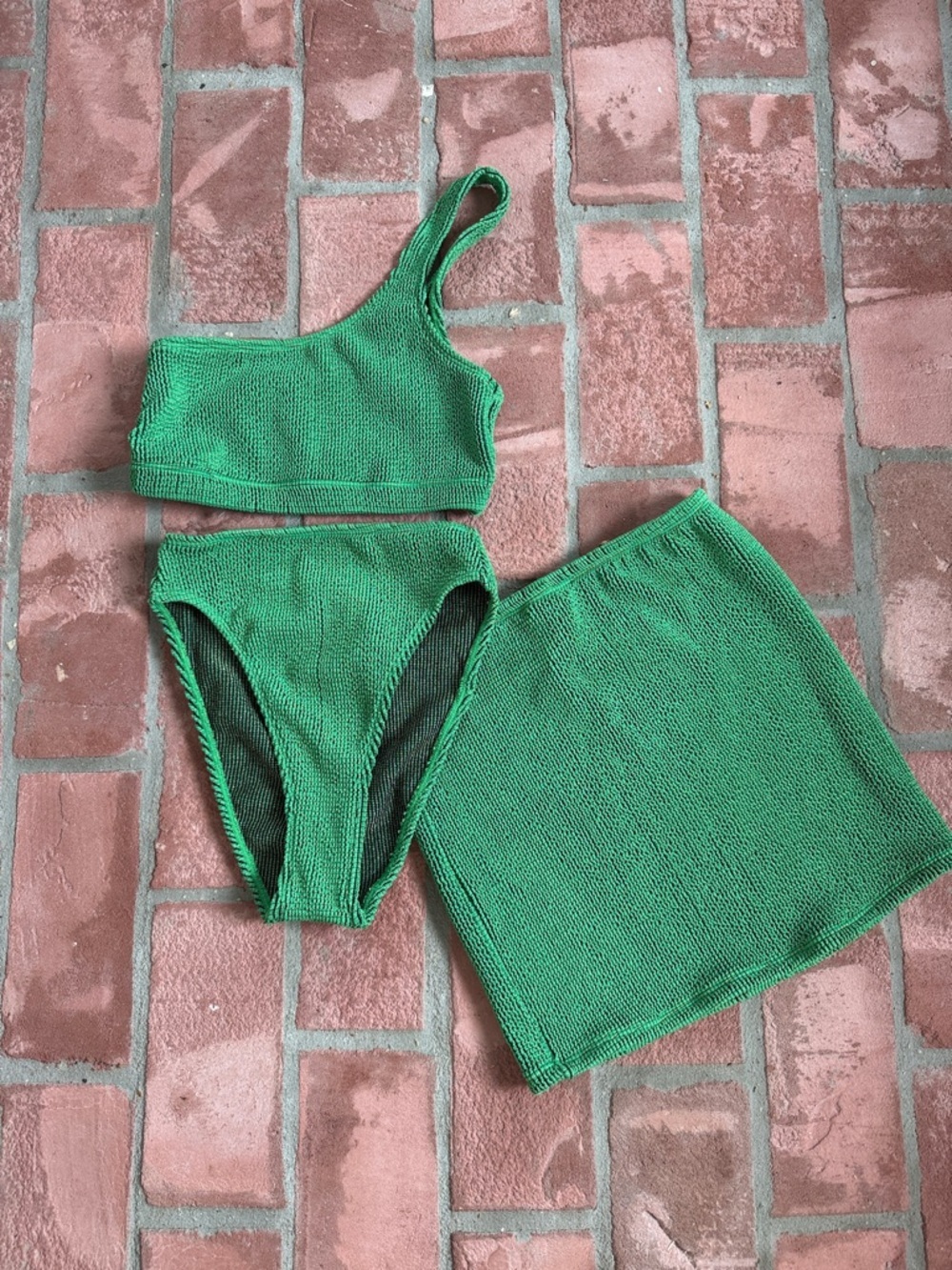 Good American Always Fits Sz 0 Green Textured Swim Bikini Set with Skirt